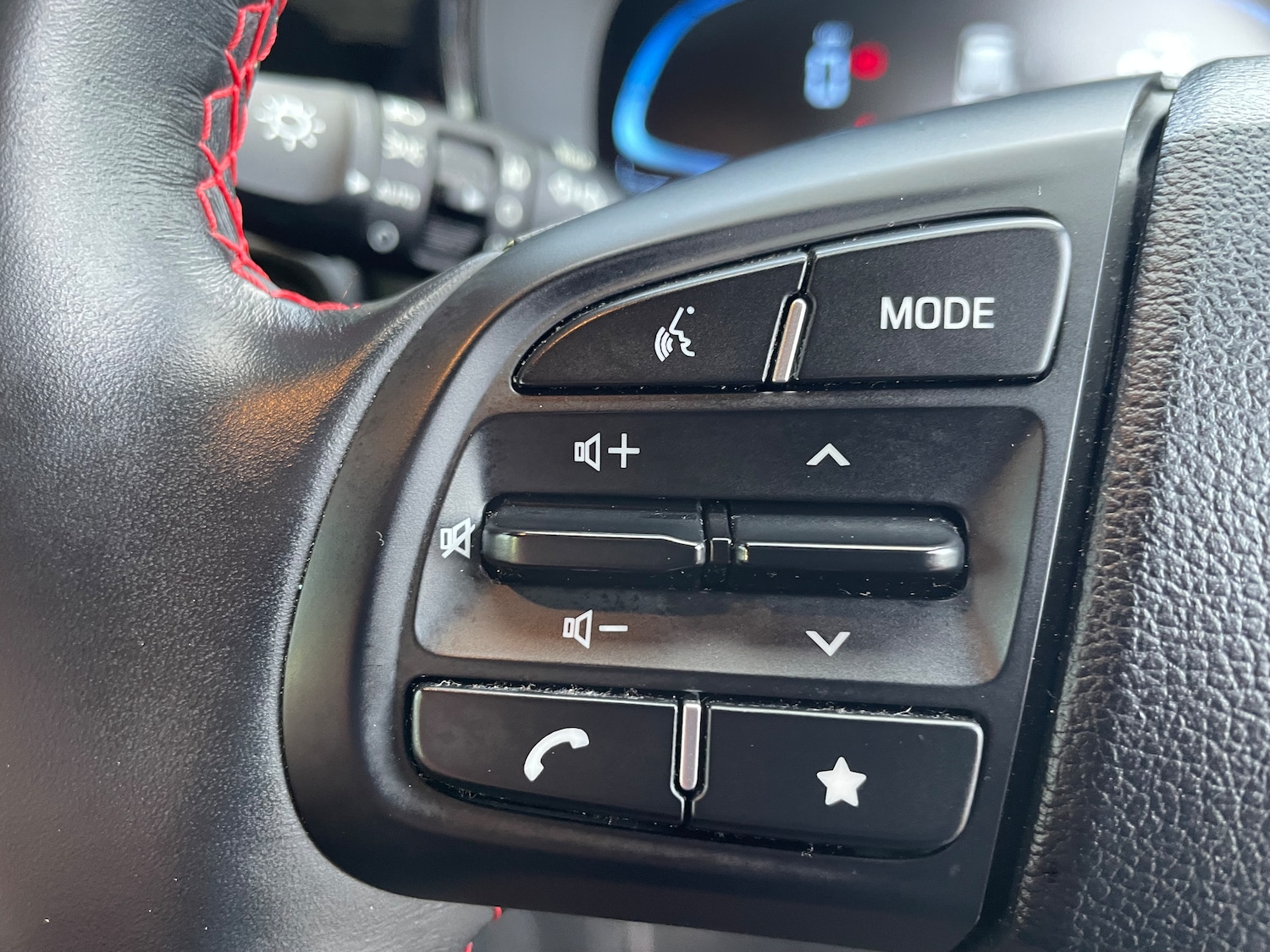 Used Hyundai i10 2023 for sale - 77195961: Photo 26