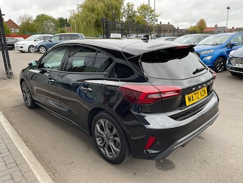 Used Ford Focus 2022 for sale - 77000788: Photo