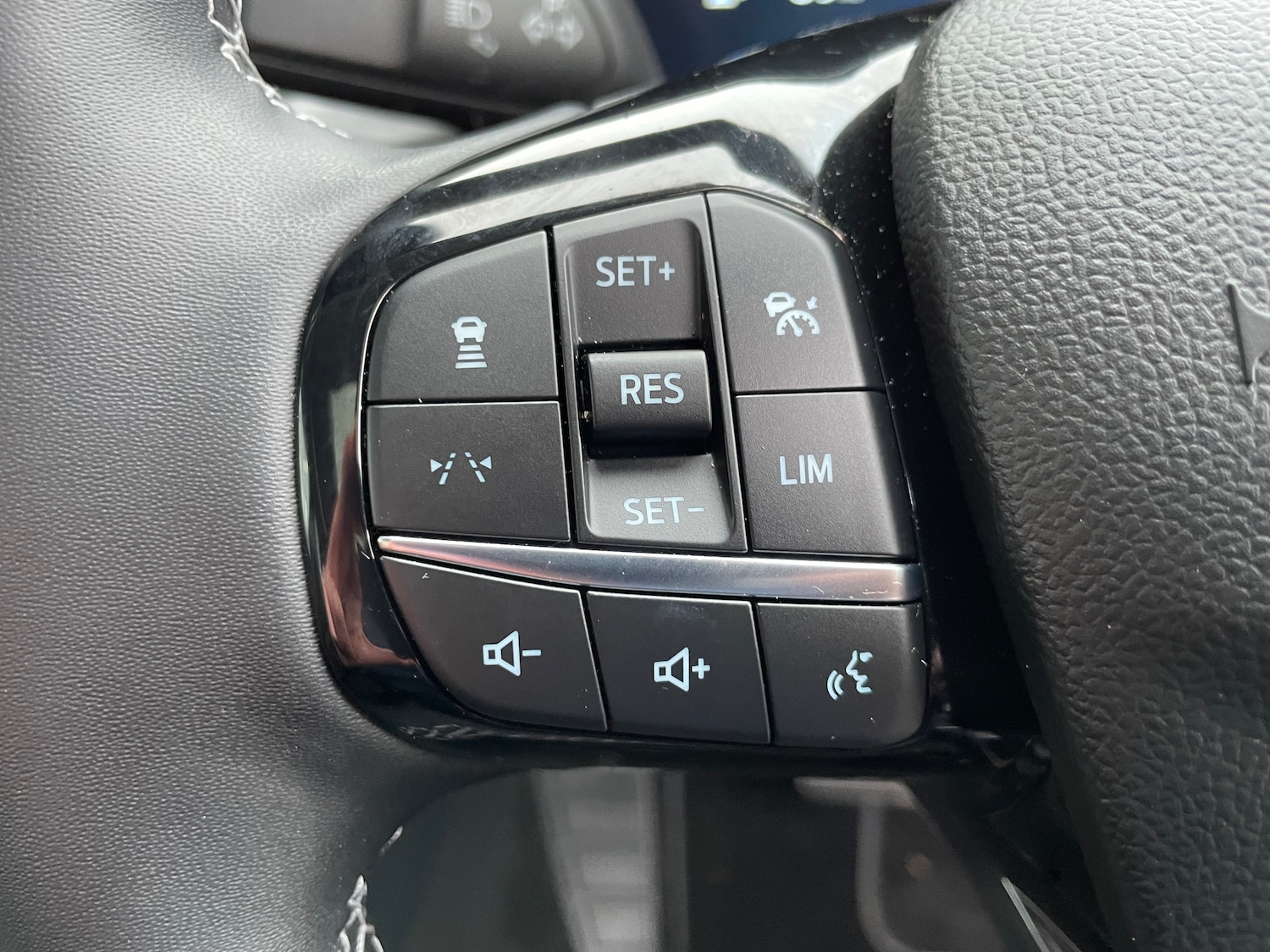 Used Ford Kuga 2024 for sale - 77148813: Photo 41