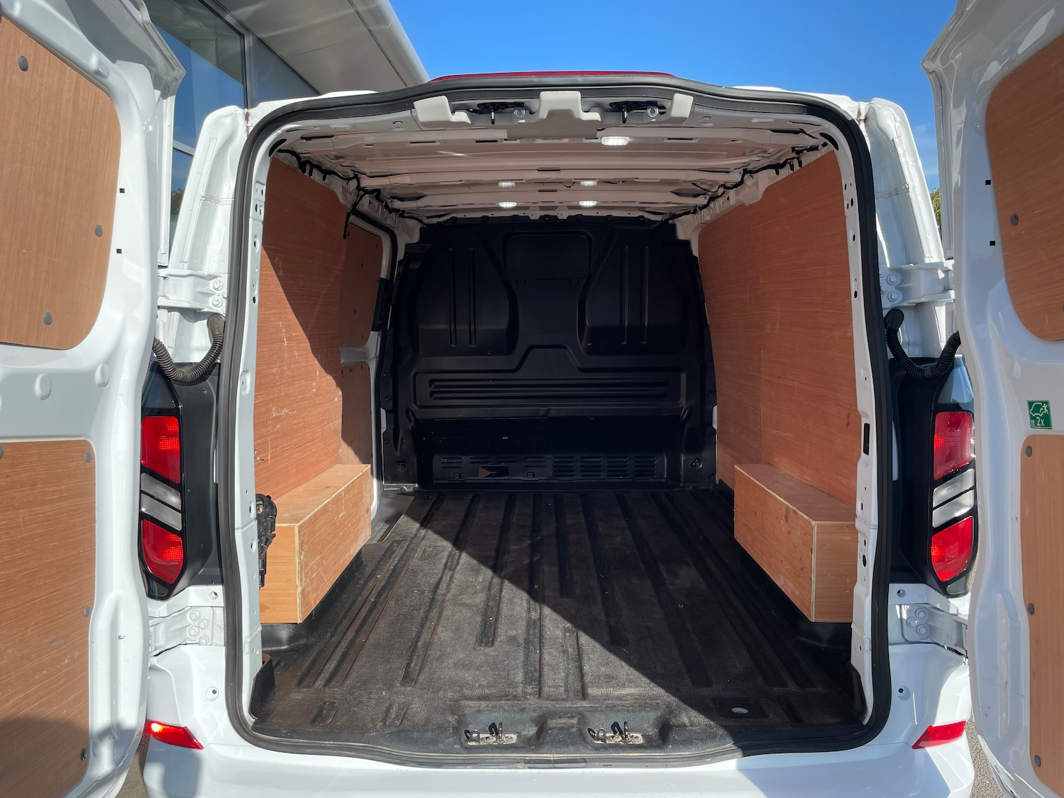 Used Ford Transit Custom 2024 for sale - 77000757: Photo 14