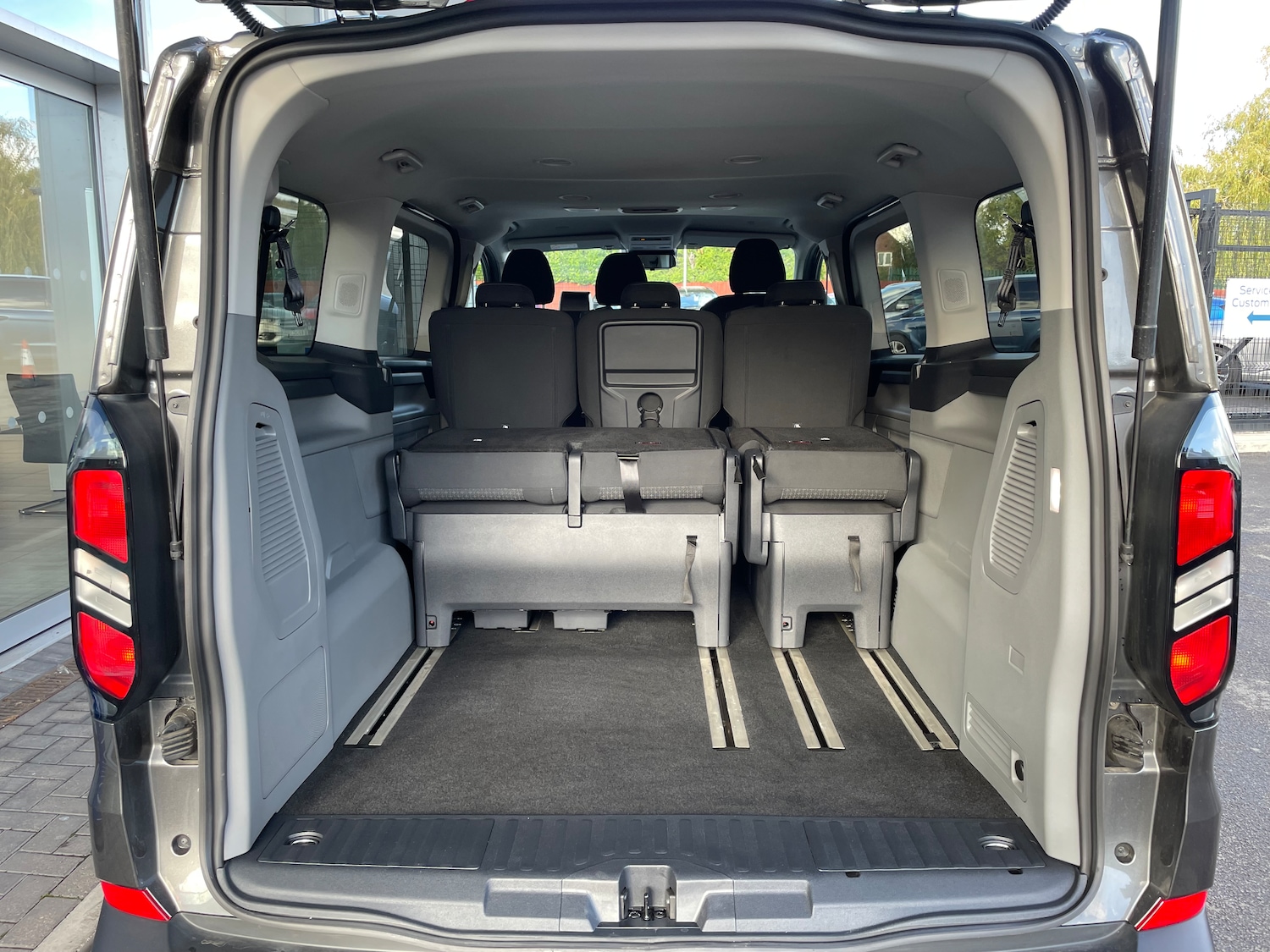 Used Ford Tourneo Custom 2024 for sale - 77000575: Photo 16