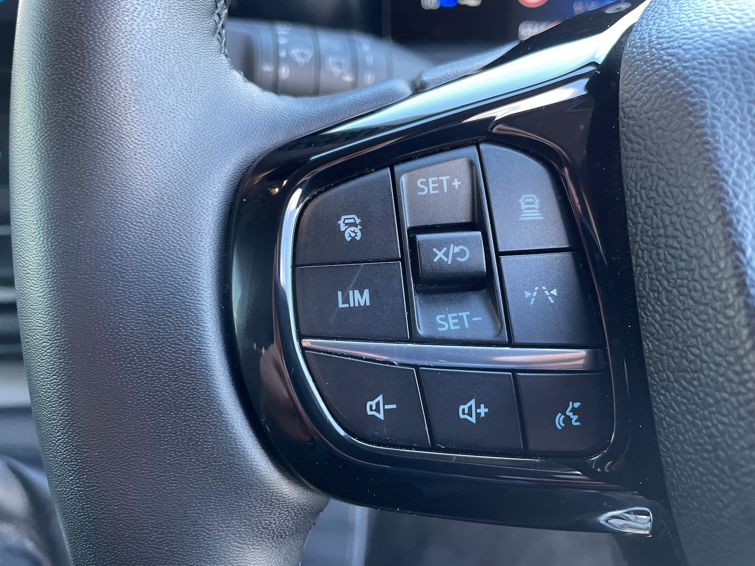 Used Ford Tourneo Custom 2024 for sale - 77000575: Photo 36