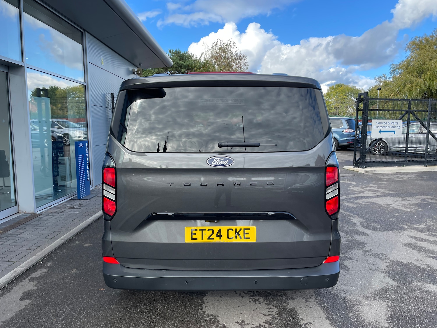 Used Ford Tourneo Custom 2024 for sale - 77000575: Photo 5