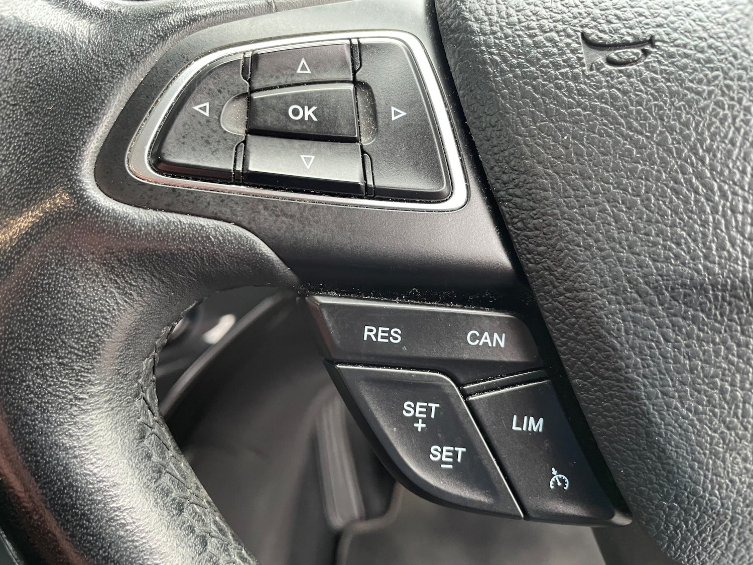 Used Ford Kuga 2018 for sale - 77980609: Photo 27