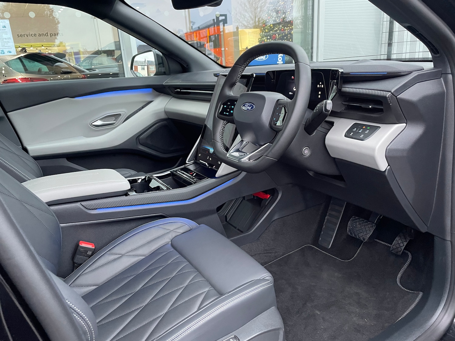 Used Ford Explorer 2024 for sale - 77000606: Photo 11