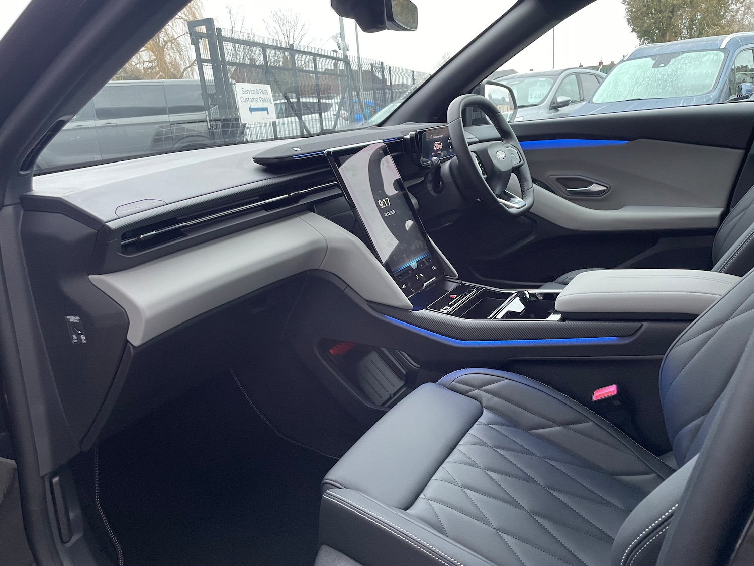 Used Ford Explorer 2024 for sale - 77000606: Photo 17