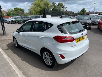 Used Ford Fiesta 2019 for sale - 78825826: Photo