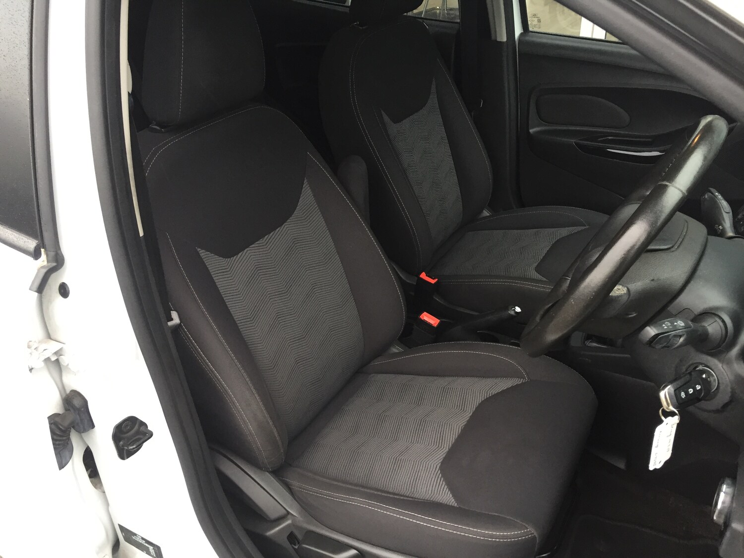 Used Ford Ka+ 2017 for sale - 77460765: Photo 12