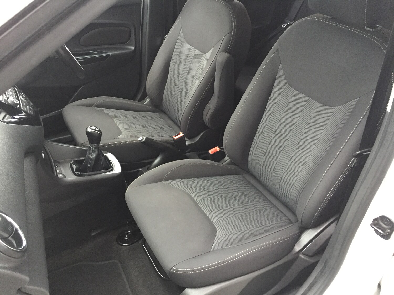 Used Ford Ka+ 2017 for sale - 77460765: Photo 18