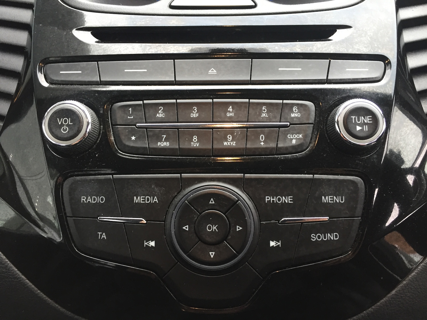 Used Ford Ka+ 2017 for sale - 77460765: Photo 21