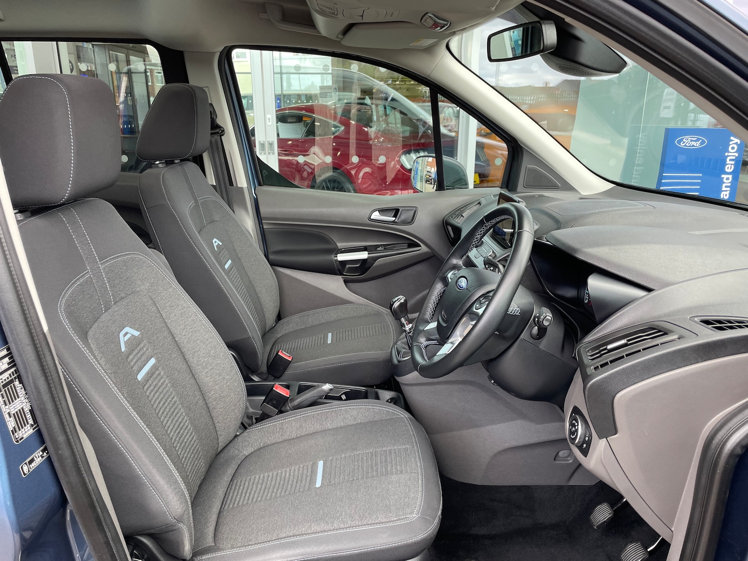 Used Ford Grand Tourneo Connect 2026 for sale - 78012034: Photo 11