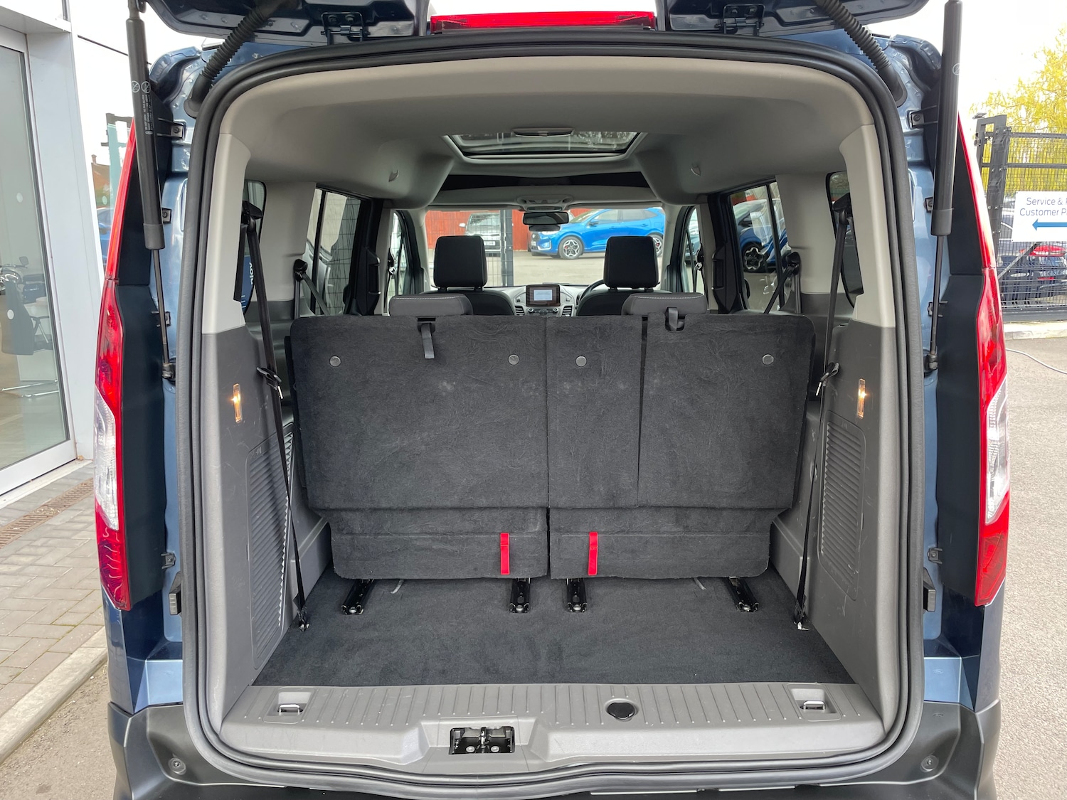 Used Ford Grand Tourneo Connect 2026 for sale - 78012034: Photo 15