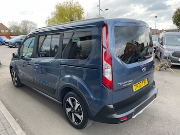 Used Ford Grand Tourneo Connect 2026 for sale - 78012034: Photo