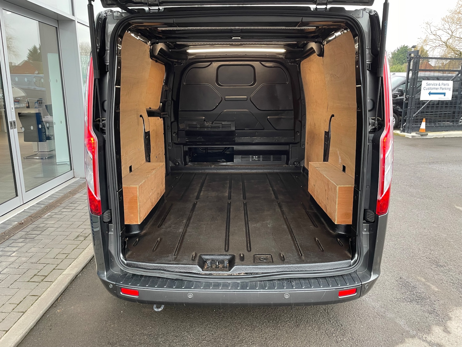 Used Ford Transit Custom 2023 for sale - 77000690: Photo 9