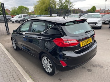 Used Ford Fiesta 2018 for sale - 78610769: Photo