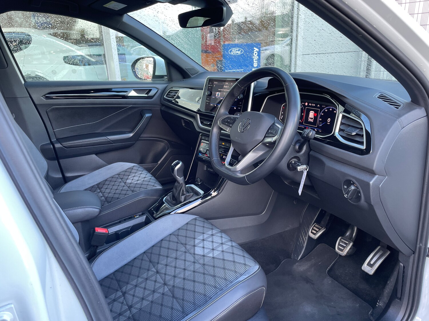 Used Volkswagen T-Roc 2023 for sale - 77579093: Photo 10