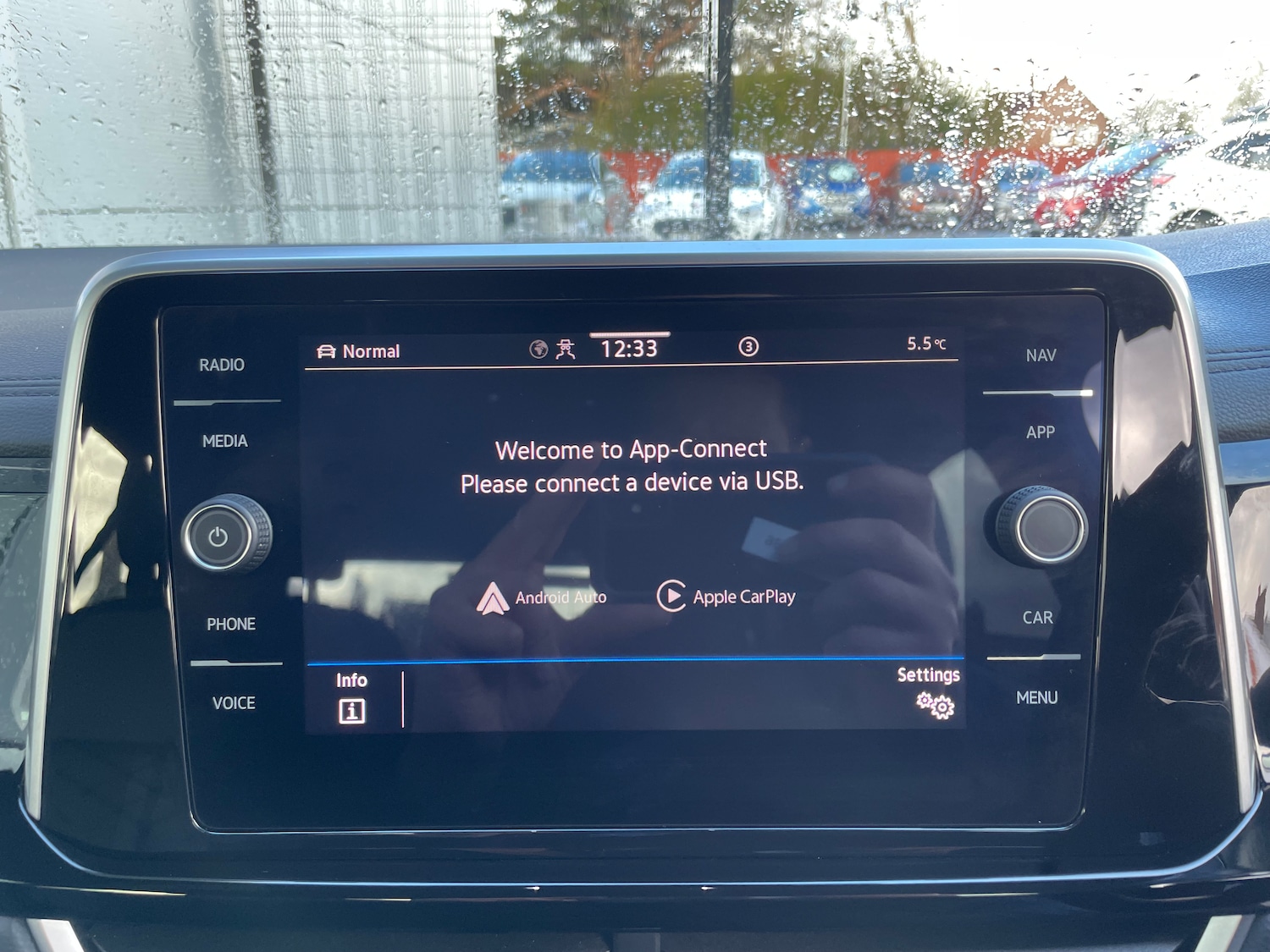 Used Volkswagen T-Roc 2023 for sale - 77579093: Photo 22