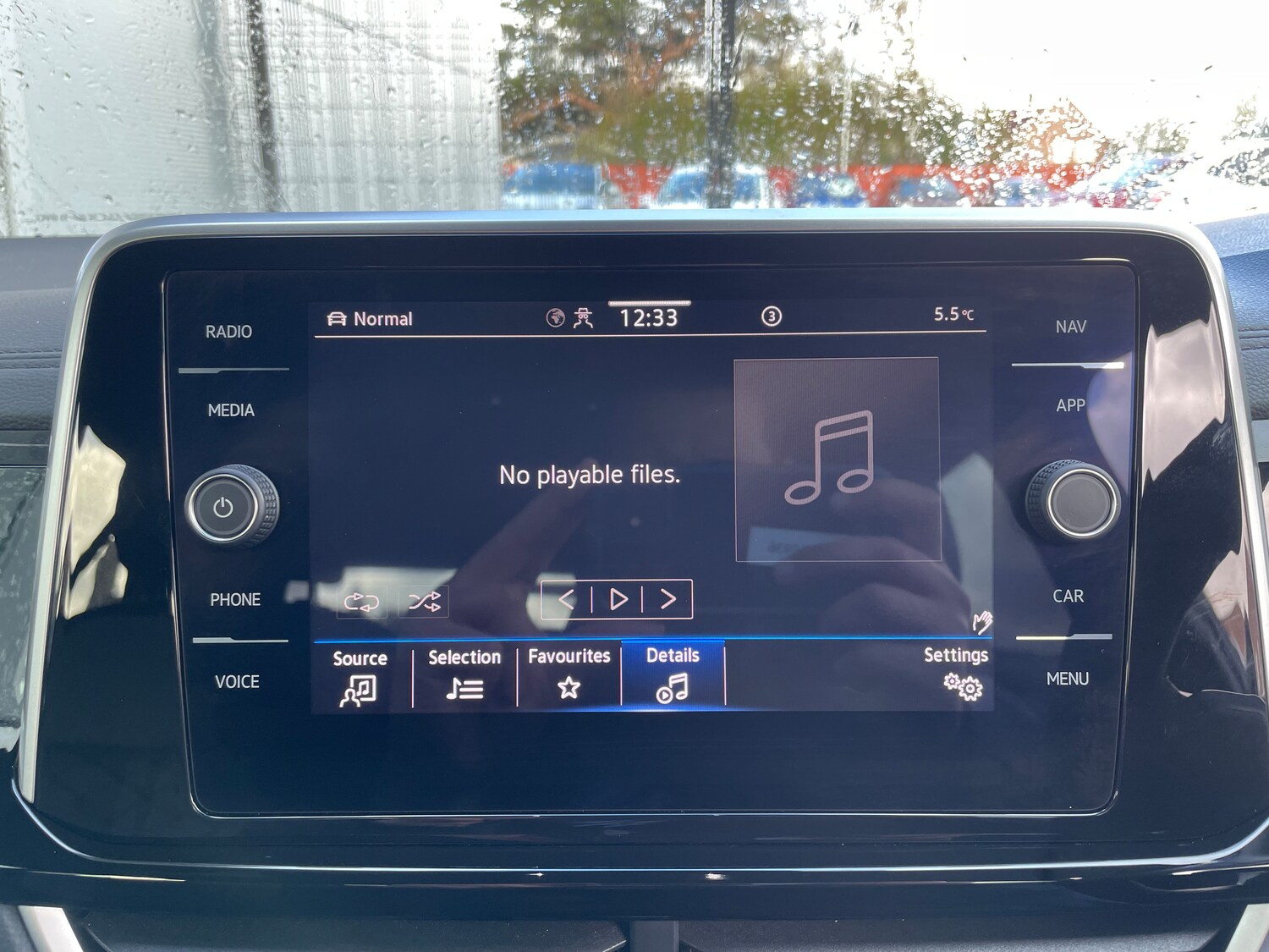 Used Volkswagen T-Roc 2023 for sale - 77579093: Photo 25