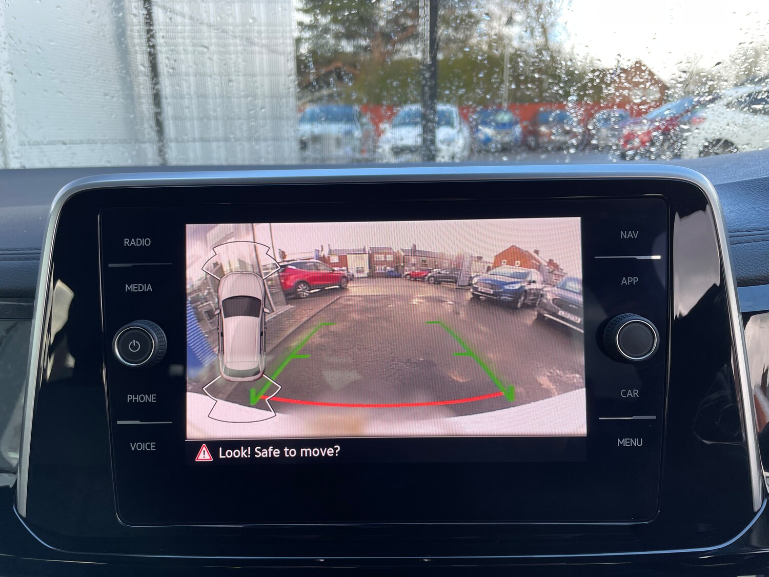 Used Volkswagen T-Roc 2023 for sale - 77579093: Photo 29