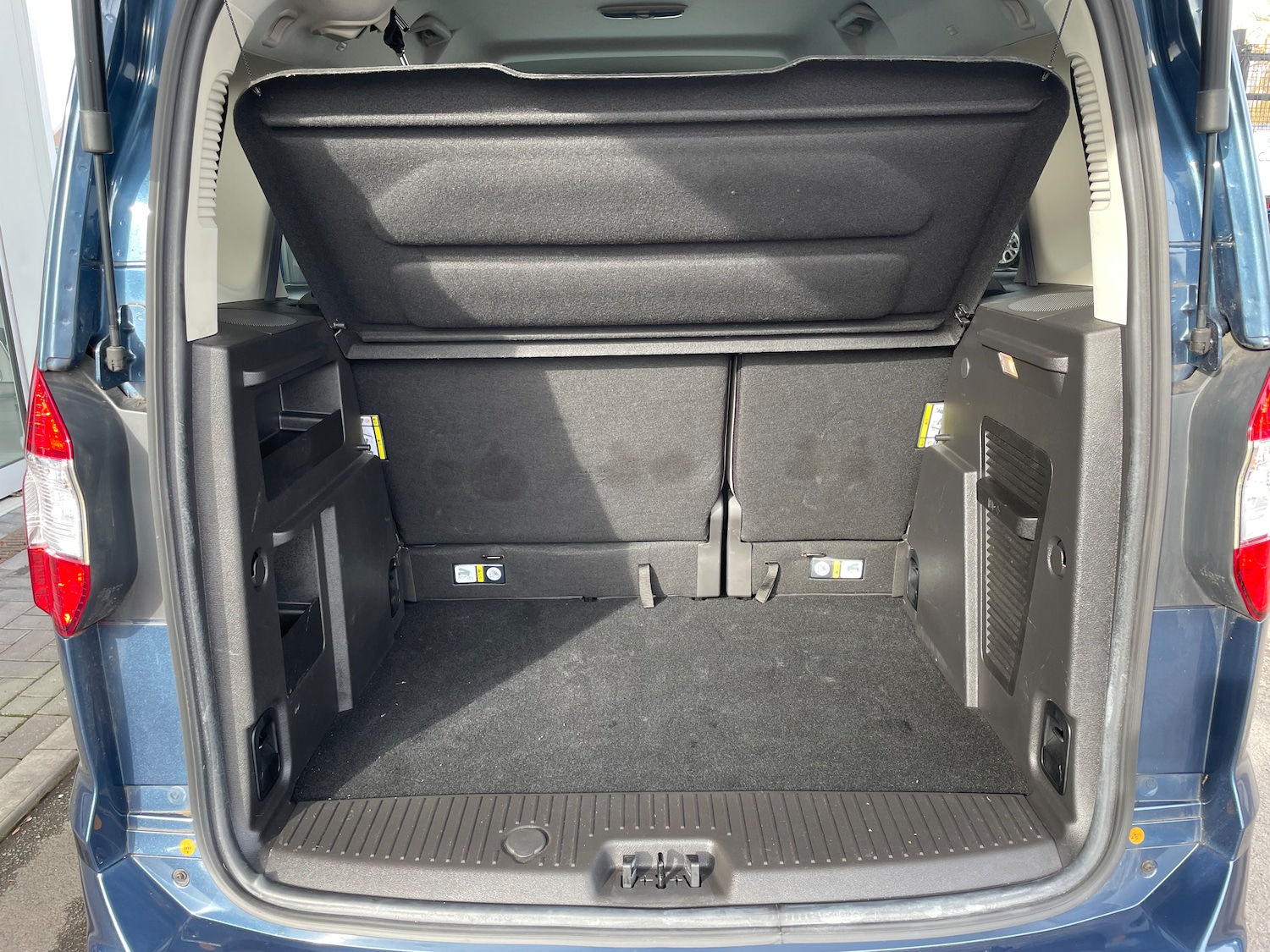 Used Ford Tourneo Courier 2020 for sale - 77579096: Photo 14