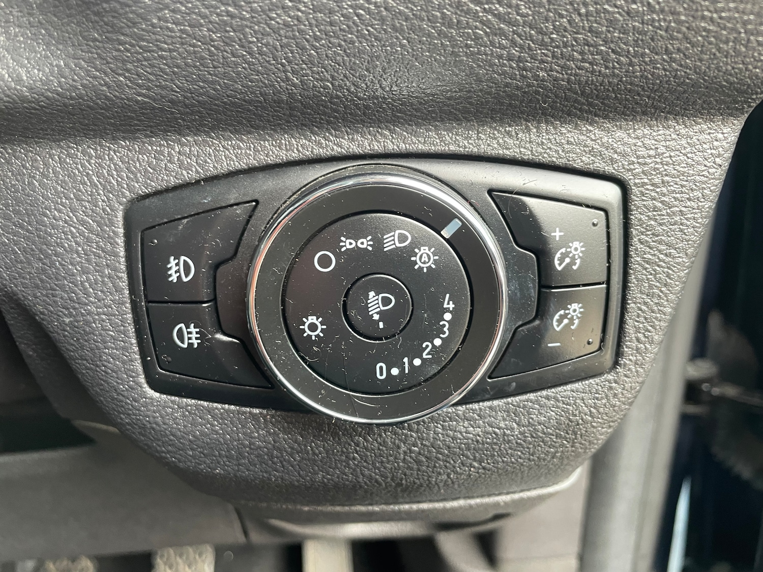 Used Ford Tourneo Courier 2020 for sale - 77579096: Photo 27