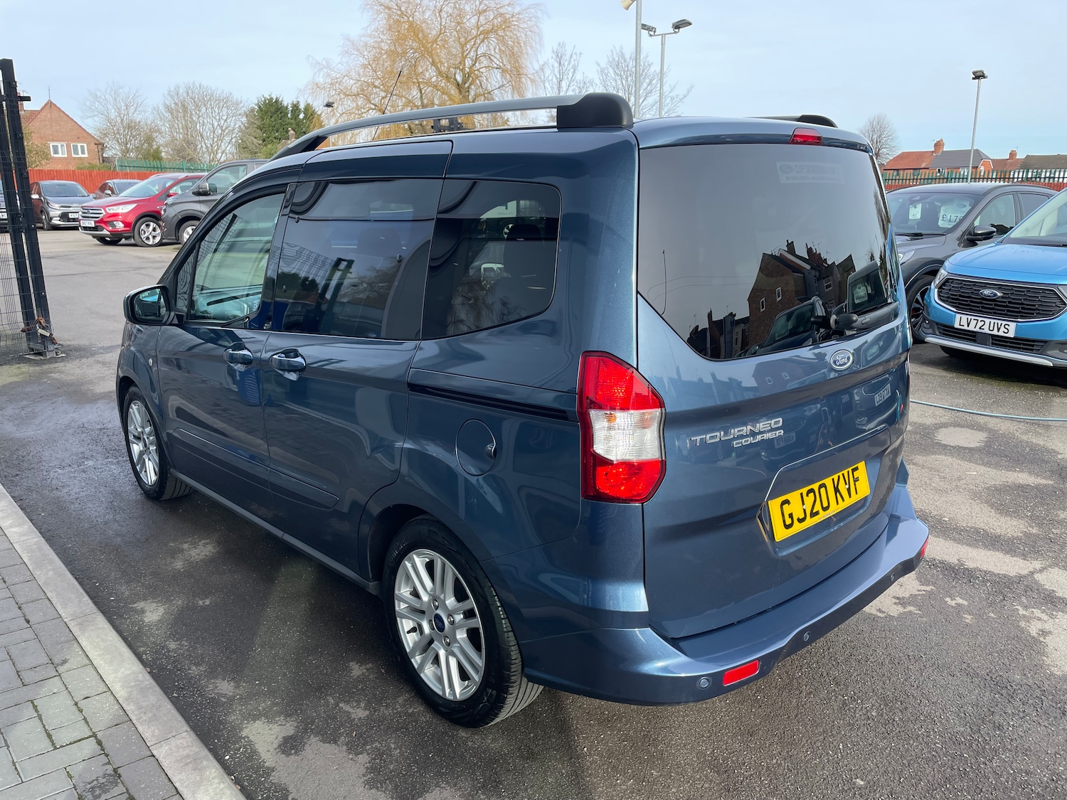 Used Ford Tourneo Courier 2020 for sale - 77579096: Photo 4