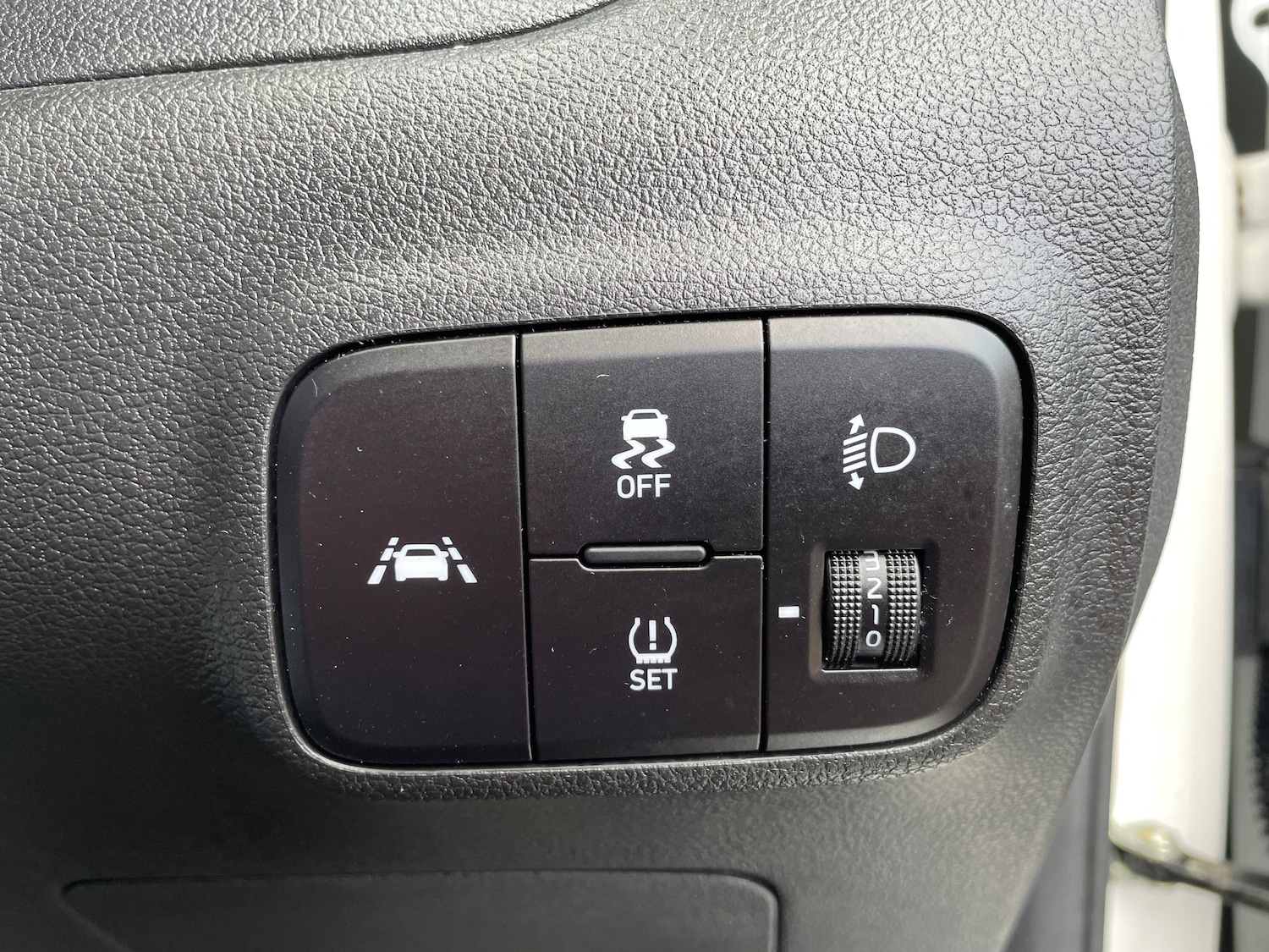 Used Hyundai i10 2023 for sale - 77635589: Photo 27