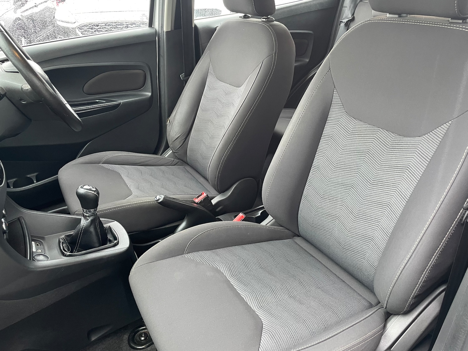 Used Ford Ka+ 2017 for sale - 77125354: Photo 17