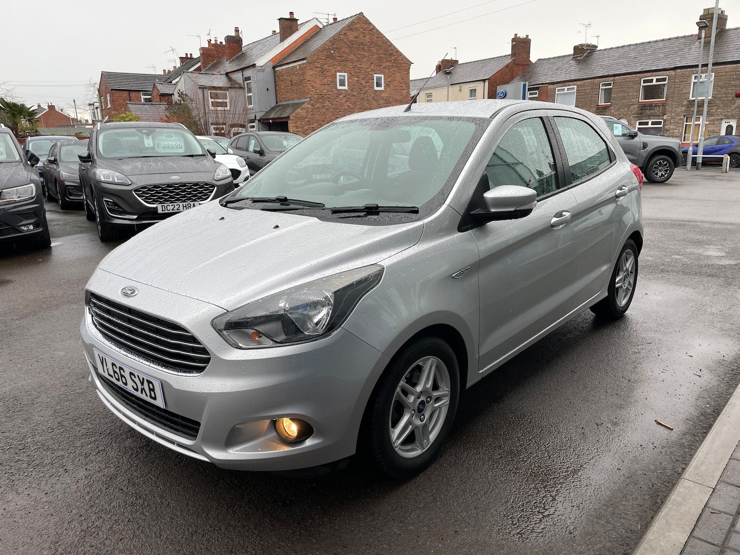 Used Ford Ka+ 2017 for sale - 77125354: Photo 3