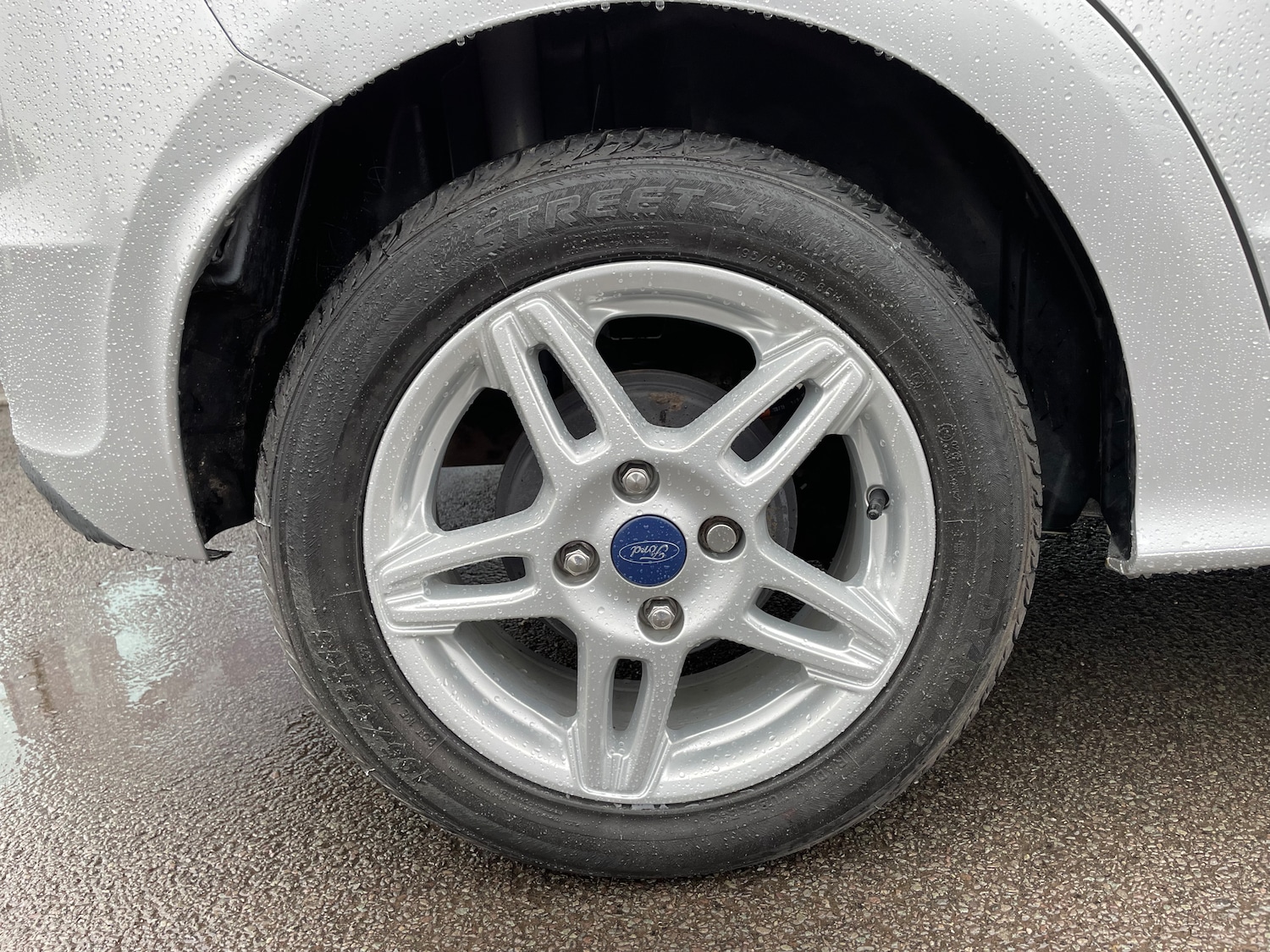 Used Ford Ka+ 2017 for sale - 77125354: Photo 8