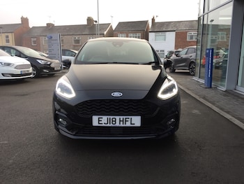 Used Ford Fiesta 2018 for sale - 77195958: Photo
