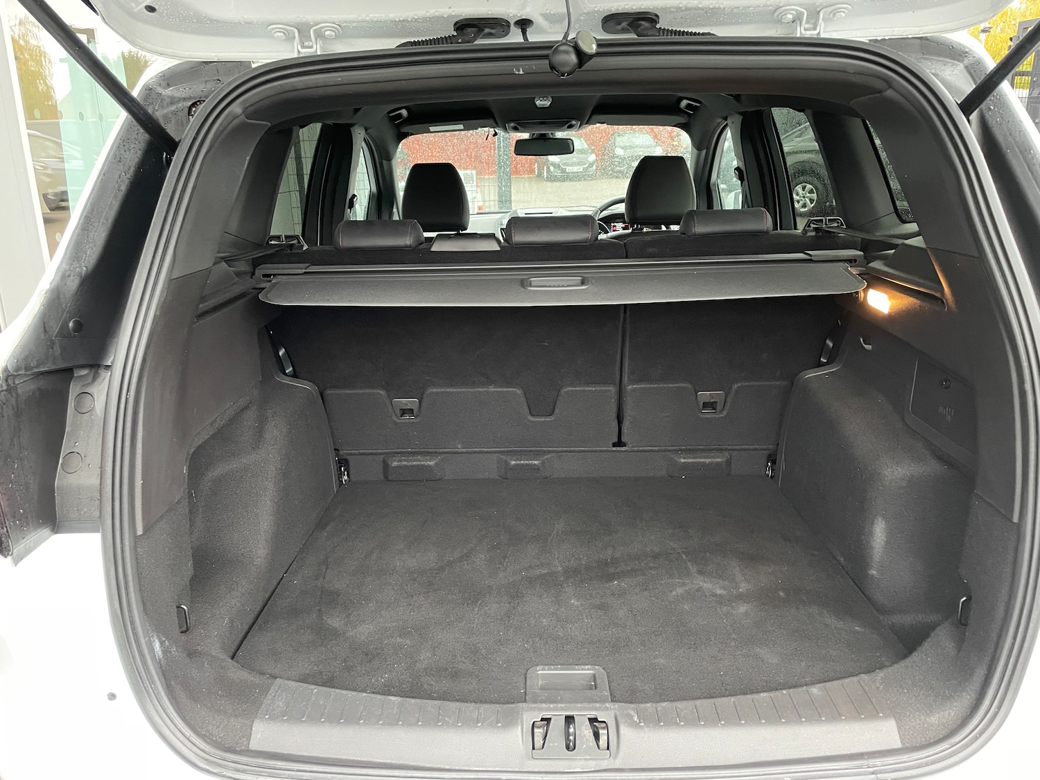 Used Ford Kuga 2018 for sale - 77000585: Photo 14