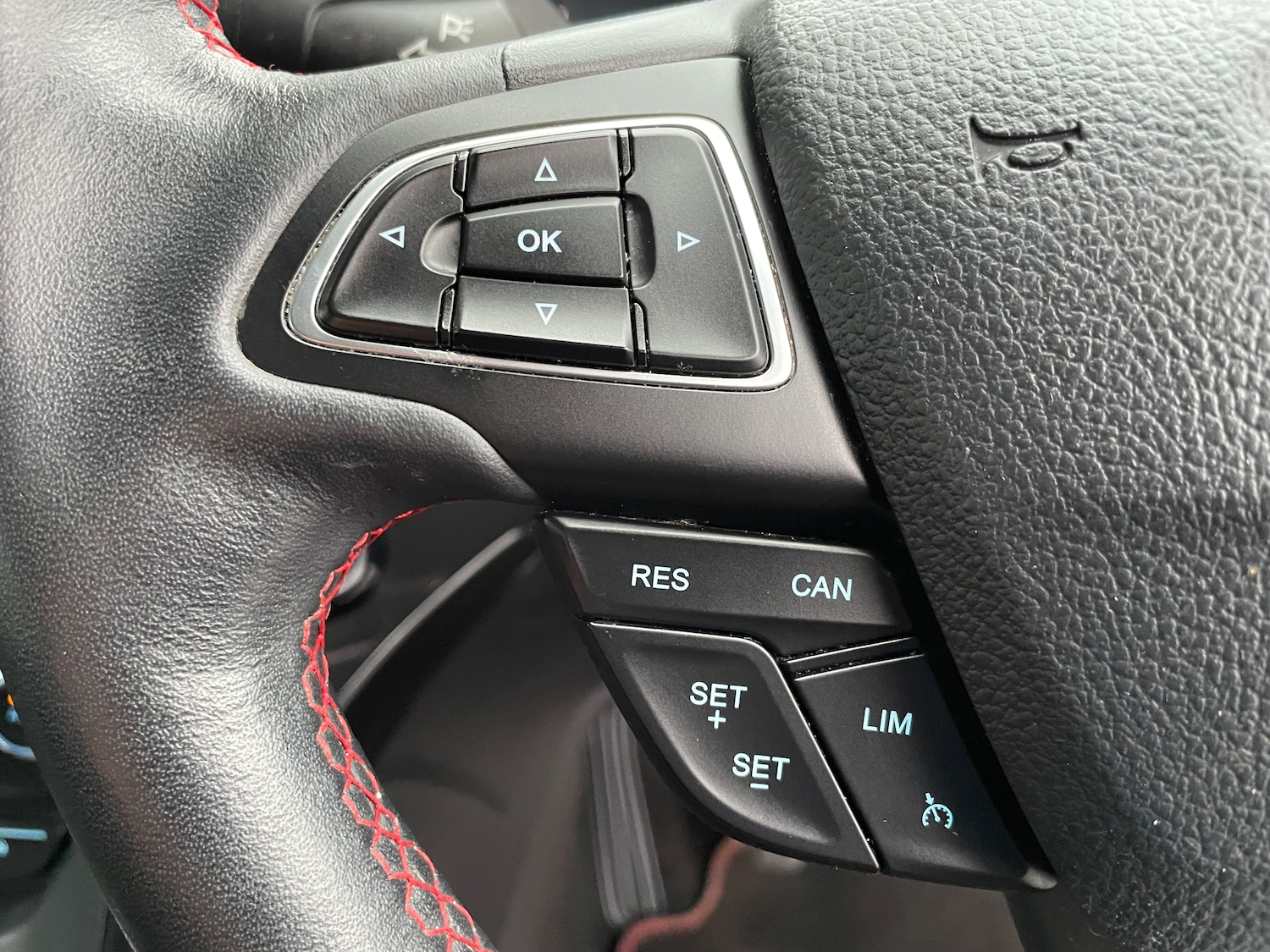 Used Ford Kuga 2018 for sale - 77000585: Photo 27