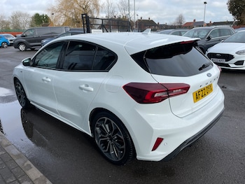 Used Ford Focus 2022 for sale - 77676673: Photo