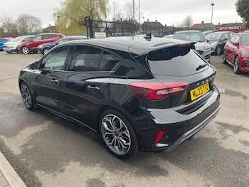 Used Ford Focus 2023 for sale - 78368381: Photo