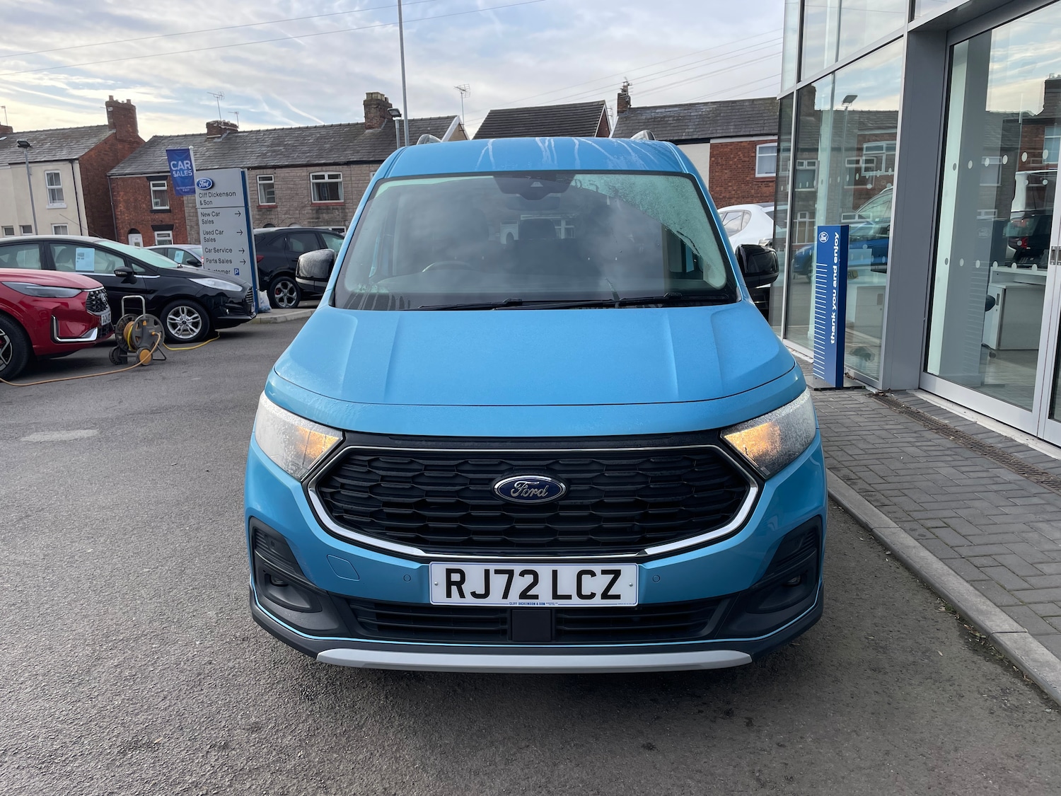 Used Ford Tourneo Connect 2022 for sale - 78209597: Photo 2