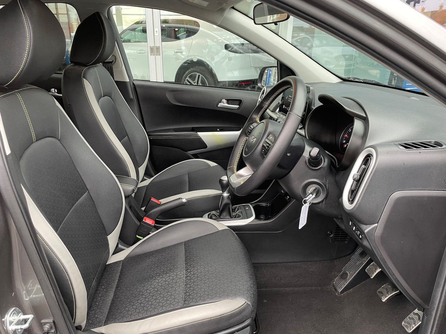 Used Kia Picanto 2023 for sale - 77392300: Photo 11