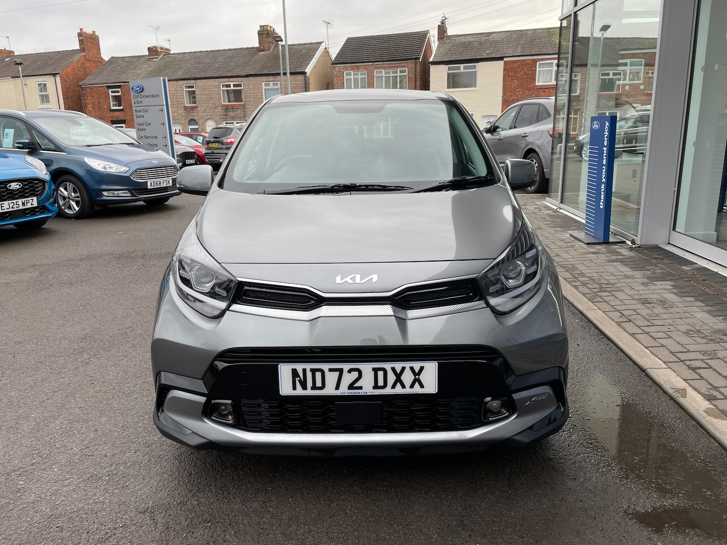 Used Kia Picanto 2023 for sale - 77392300: Photo 2