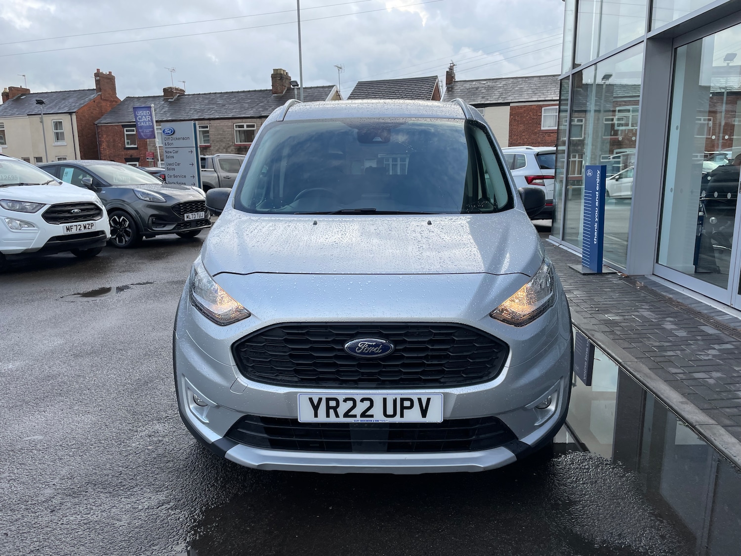 Used Ford Grand Tourneo Connect 2022 for sale - 77000597: Photo 2