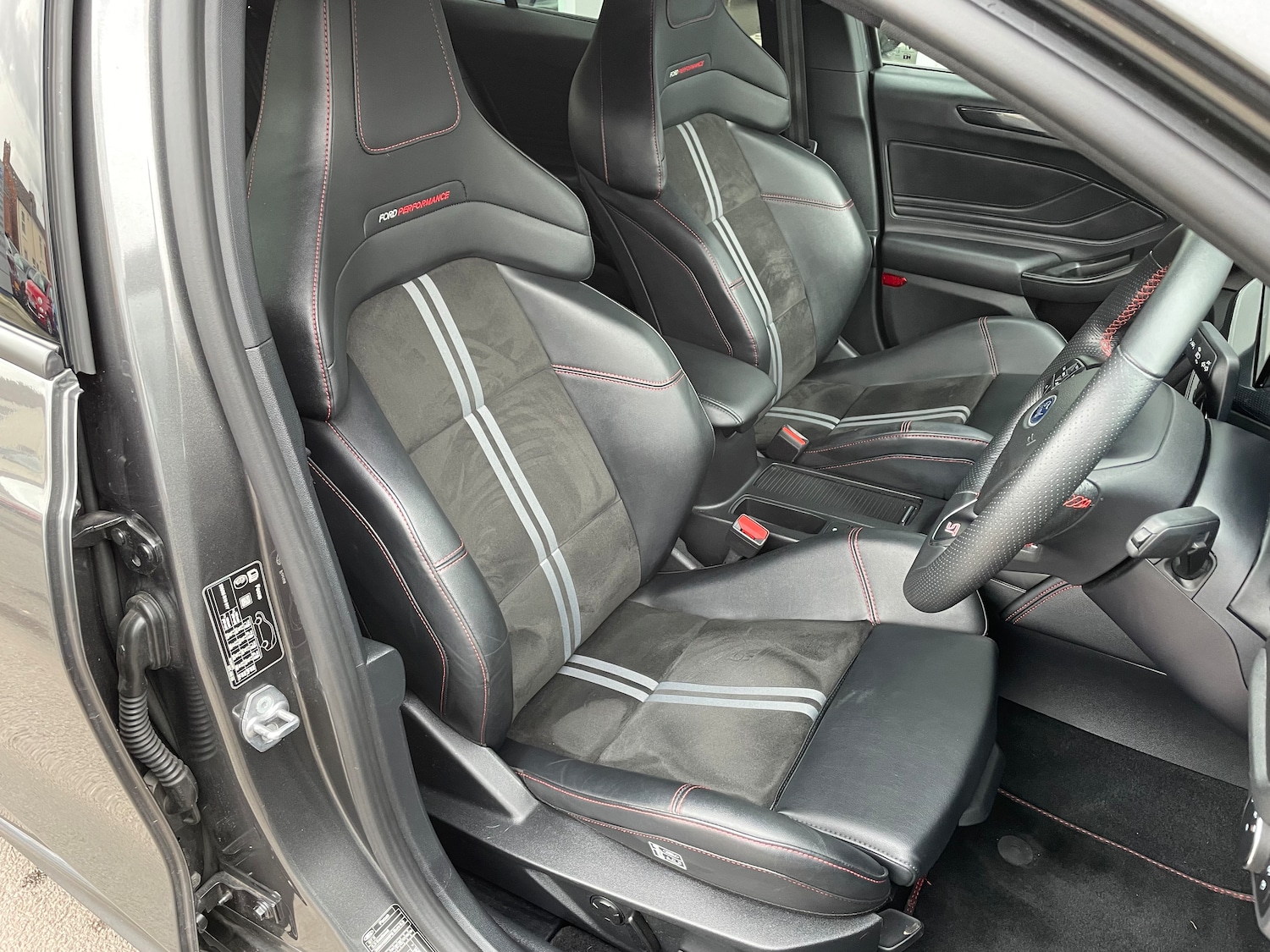 Used Ford Focus 2023 for sale - 77555571: Photo 12