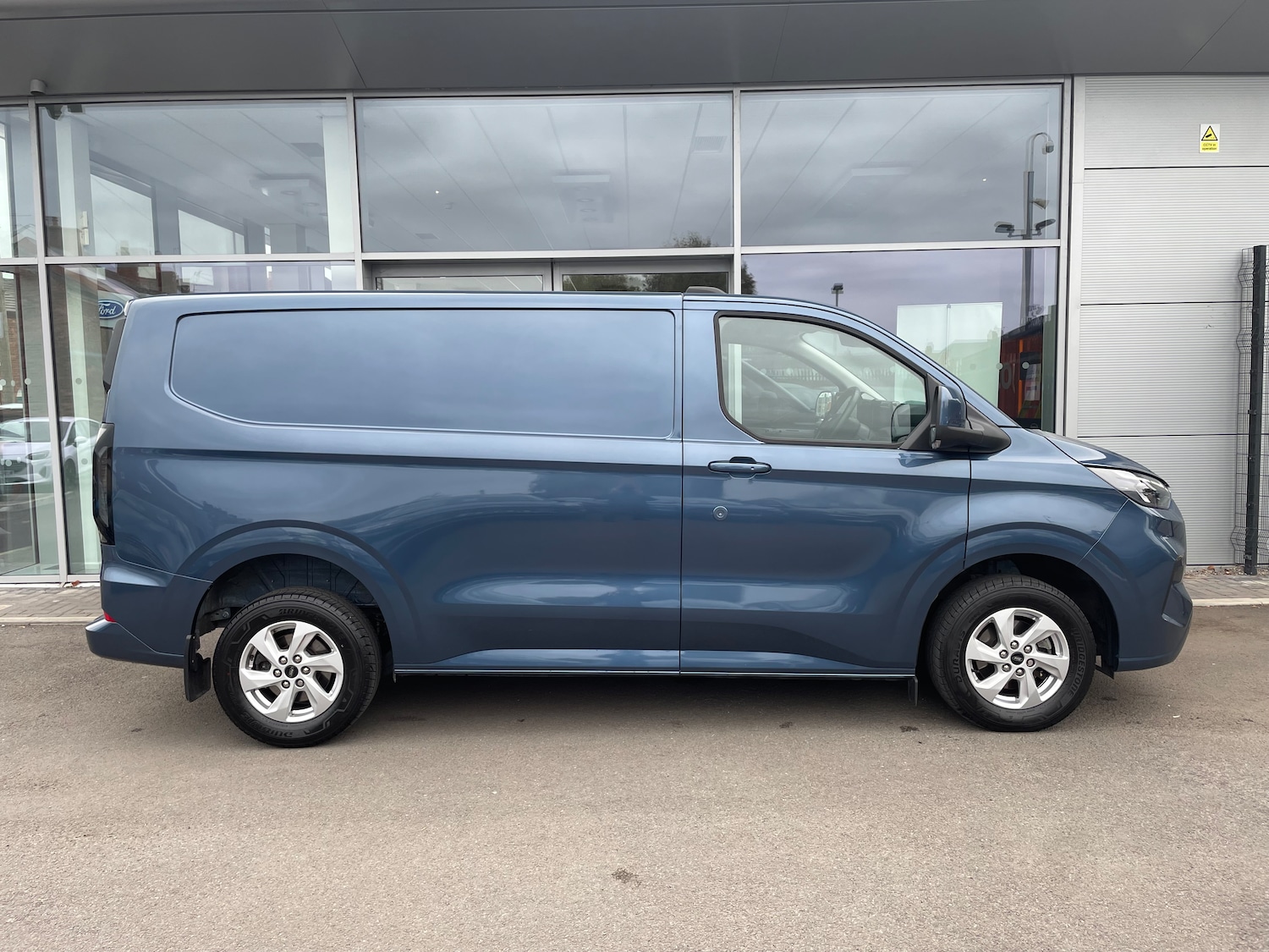 Used Ford Transit Custom 2024 for sale - 77000774: Photo 9