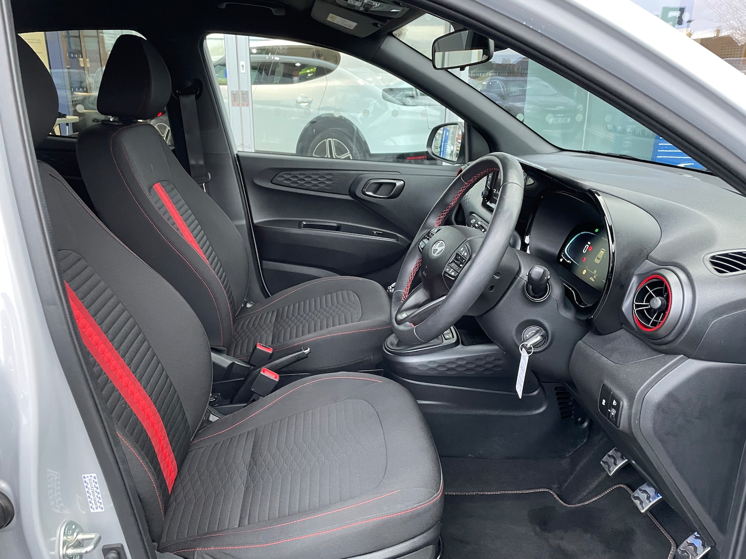 Used Hyundai i10 2024 for sale - 77159592: Photo 11