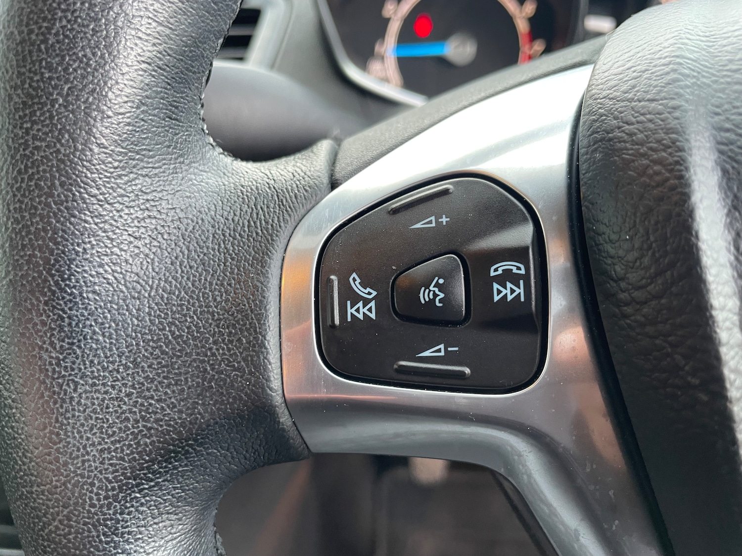 Used Ford Fiesta 2015 for sale - 77980628: Photo 25