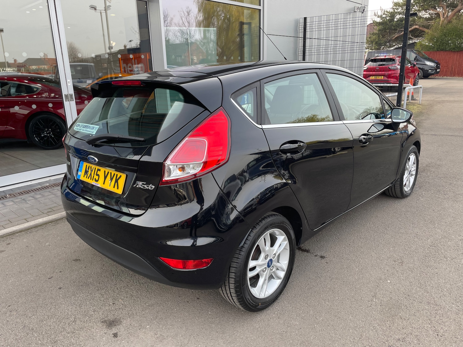 Used Ford Fiesta 2015 for sale - 77980628: Photo 6