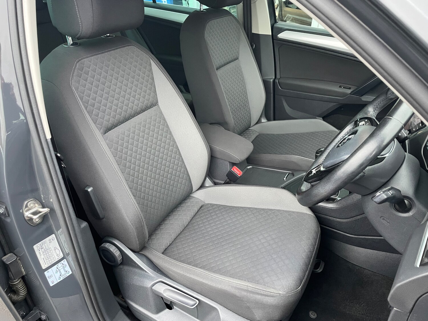 Used Volkswagen Tiguan 2019 for sale - 77475204: Photo 12