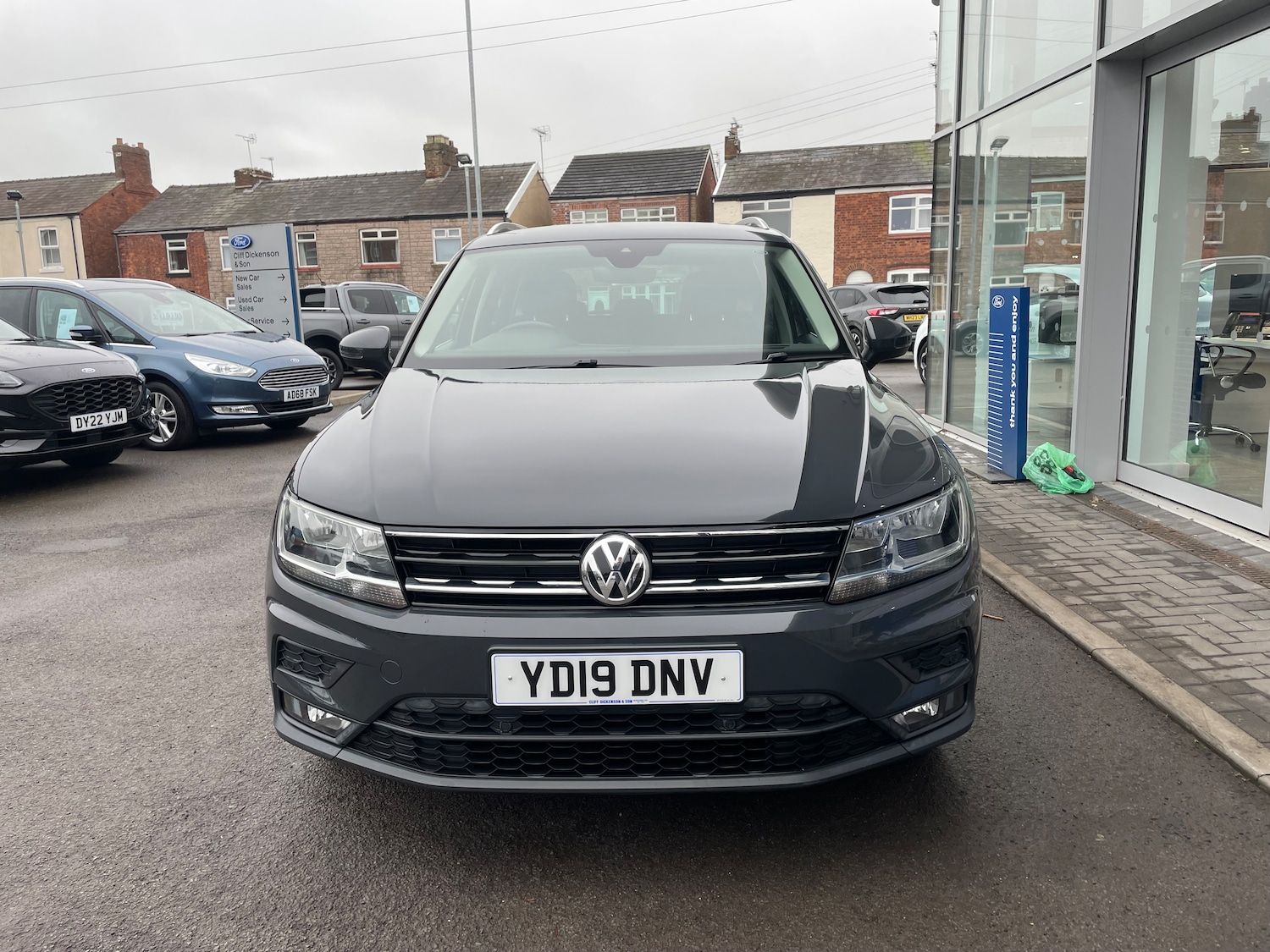 Used Volkswagen Tiguan 2019 for sale - 77475204: Photo 2