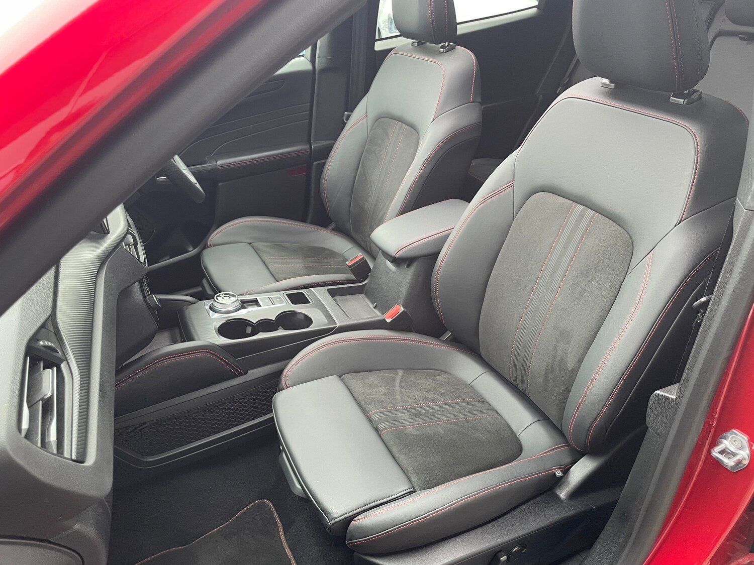 Used Ford Kuga 2024 for sale - 77604275: Photo 17