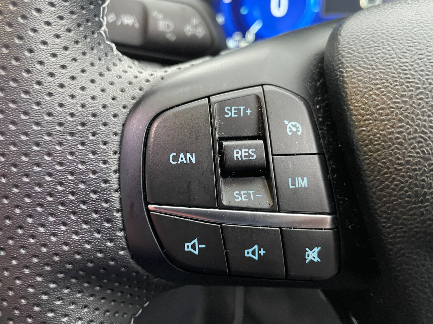 Used Ford Puma 2023 for sale - 77000610: Photo 25