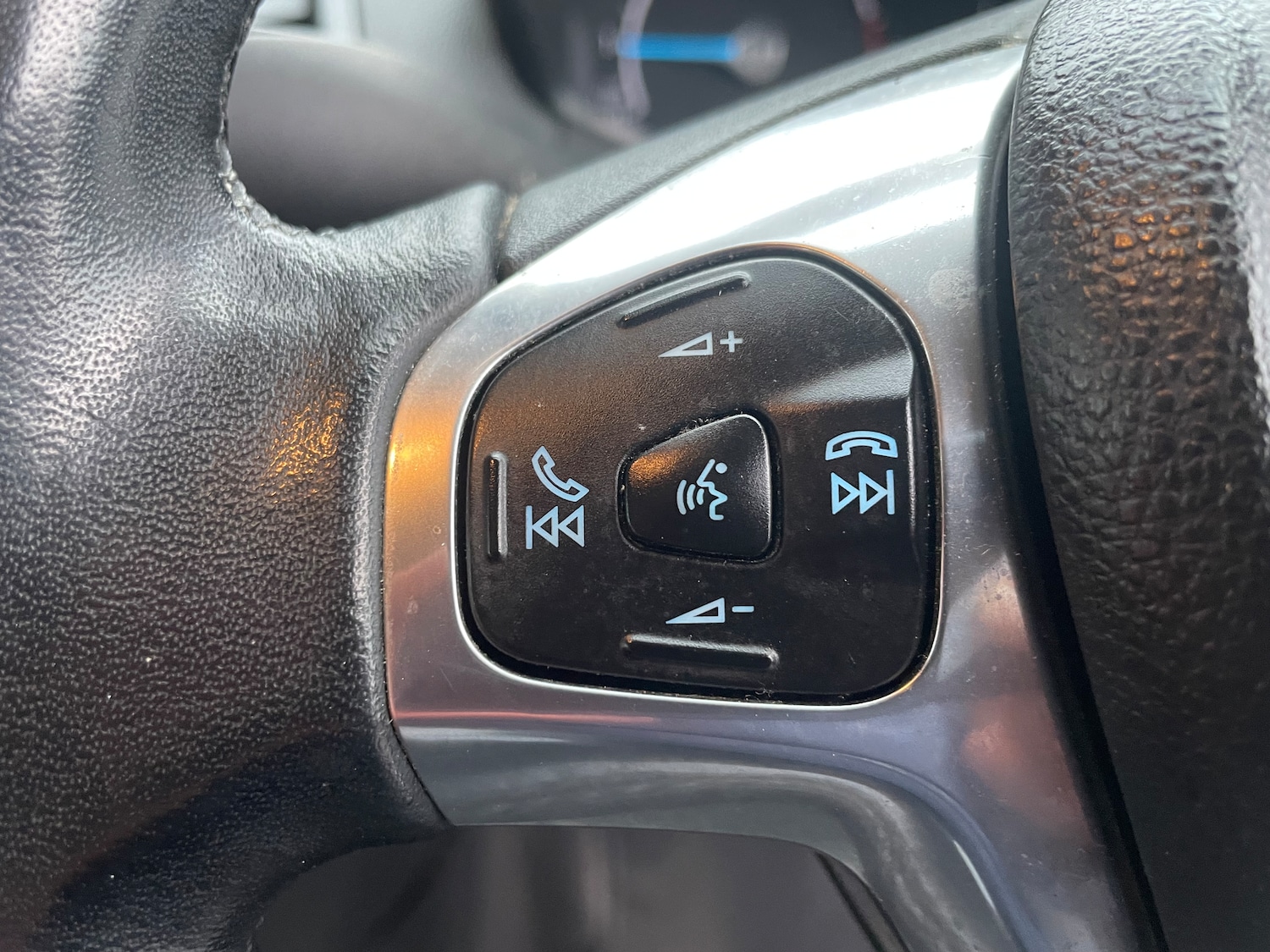 Used Ford Ecosport 2015 for sale - 77460764: Photo 25