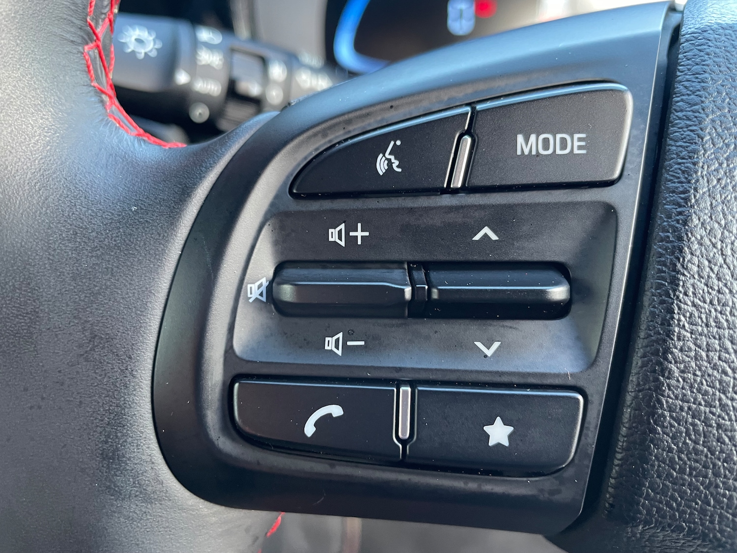 Used Hyundai i10 2024 for sale - 77006885: Photo 26